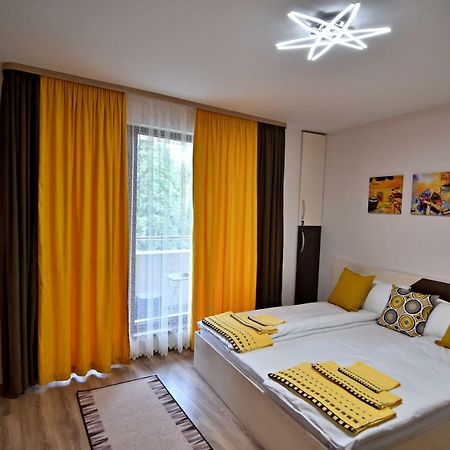 Madini Apartment เวลินกราด ภายนอก รูปภาพ