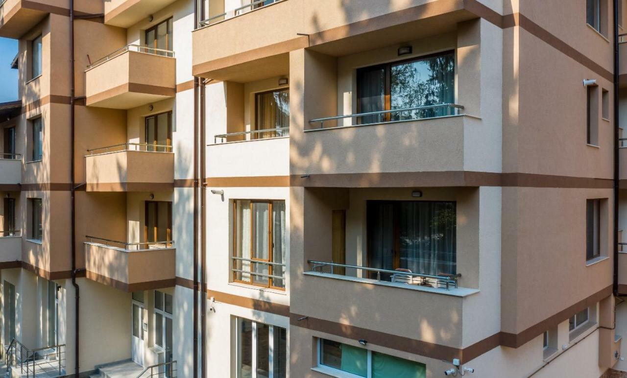 Madini Apartment เวลินกราด ภายนอก รูปภาพ