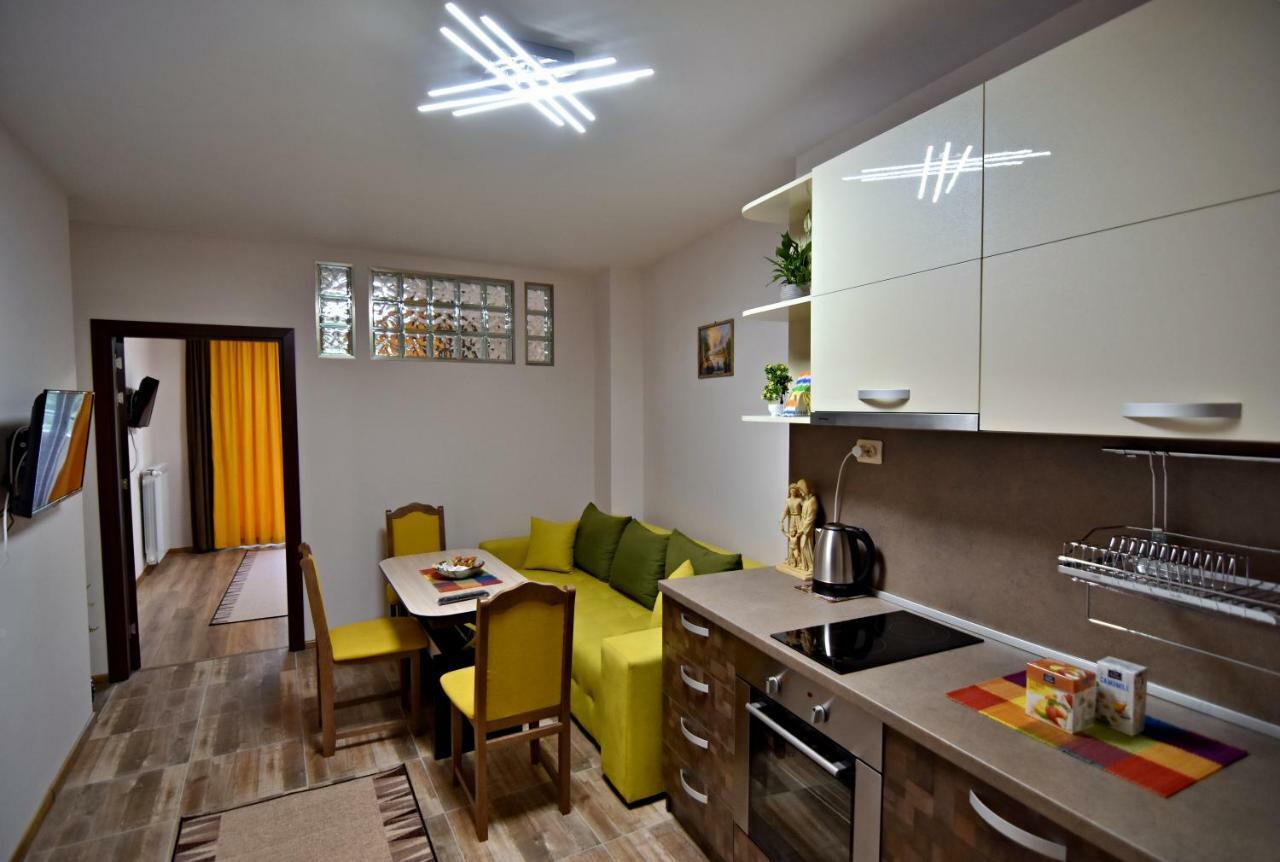 Madini Apartment เวลินกราด ภายนอก รูปภาพ